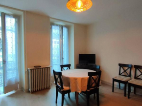 Гостиница Appartement Cauterets, 3 pièces, 6 personnes - FR-1-234-124  Котеретс